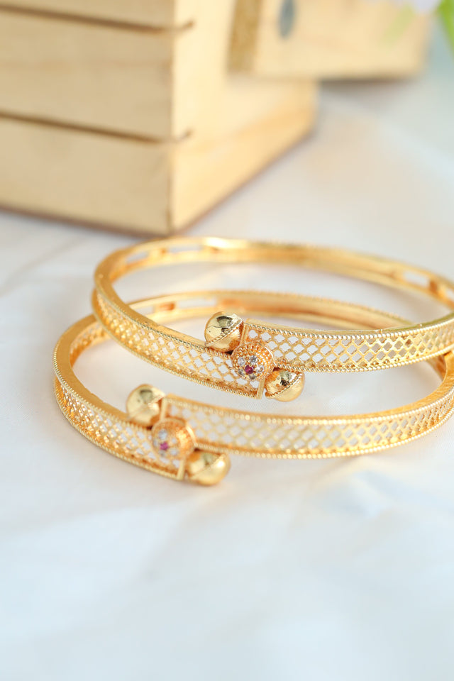Priyanka Bangle ( Set of 2)